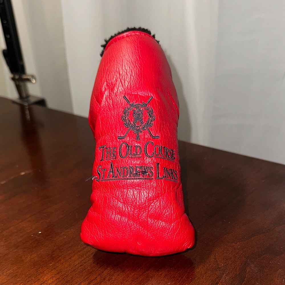 RARE/VINTAGE - St. Andrew’s Links - The Old Course Leather Golf Putter Headcover